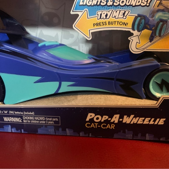 PJMASKS Pop-A-Wheelie Cat Car Motorized Lights and Sounds Pop a Wheelie Action - Picture 3 of 6
